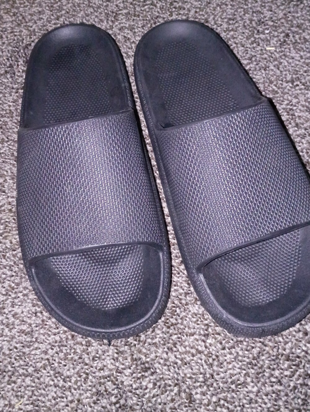 Victoria Secret Pink Slides - Picture 4 of 4